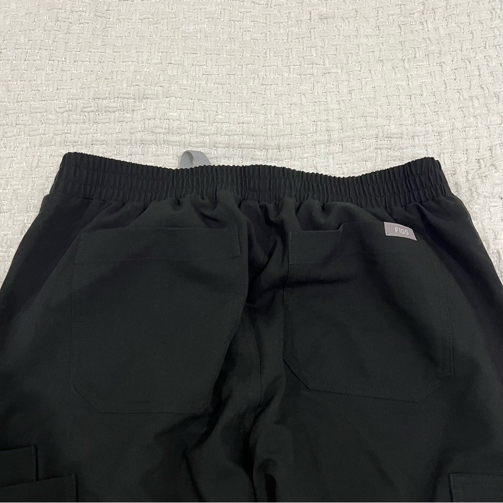 FIGS Yola Scrub Pants Black Small Limited Waistband Style NWT - Picture 3 of 3